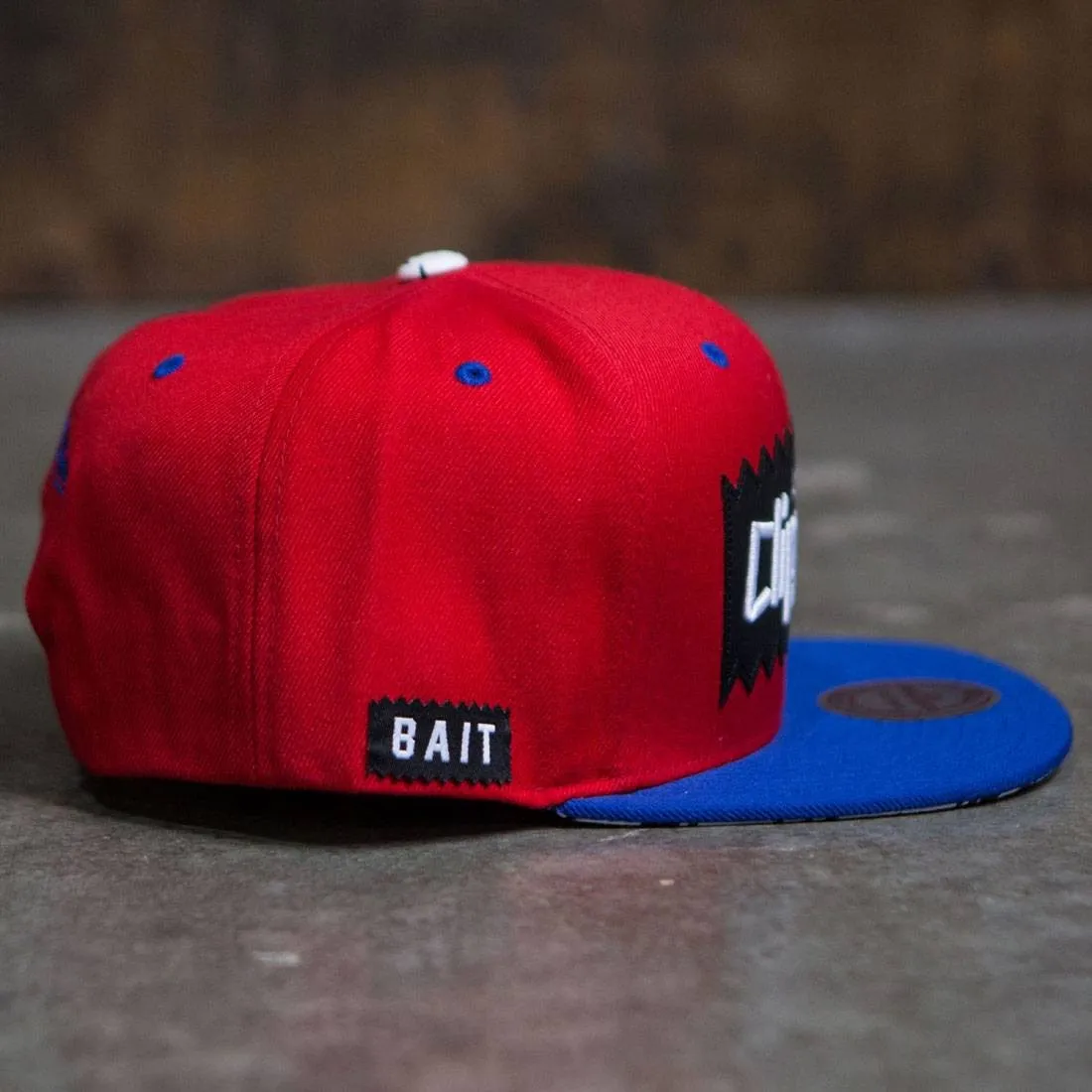 BAIT x NBA x Mitchell And Ness Los Angeles Clippers STA3 Wool Snapback Cap (red / royal)