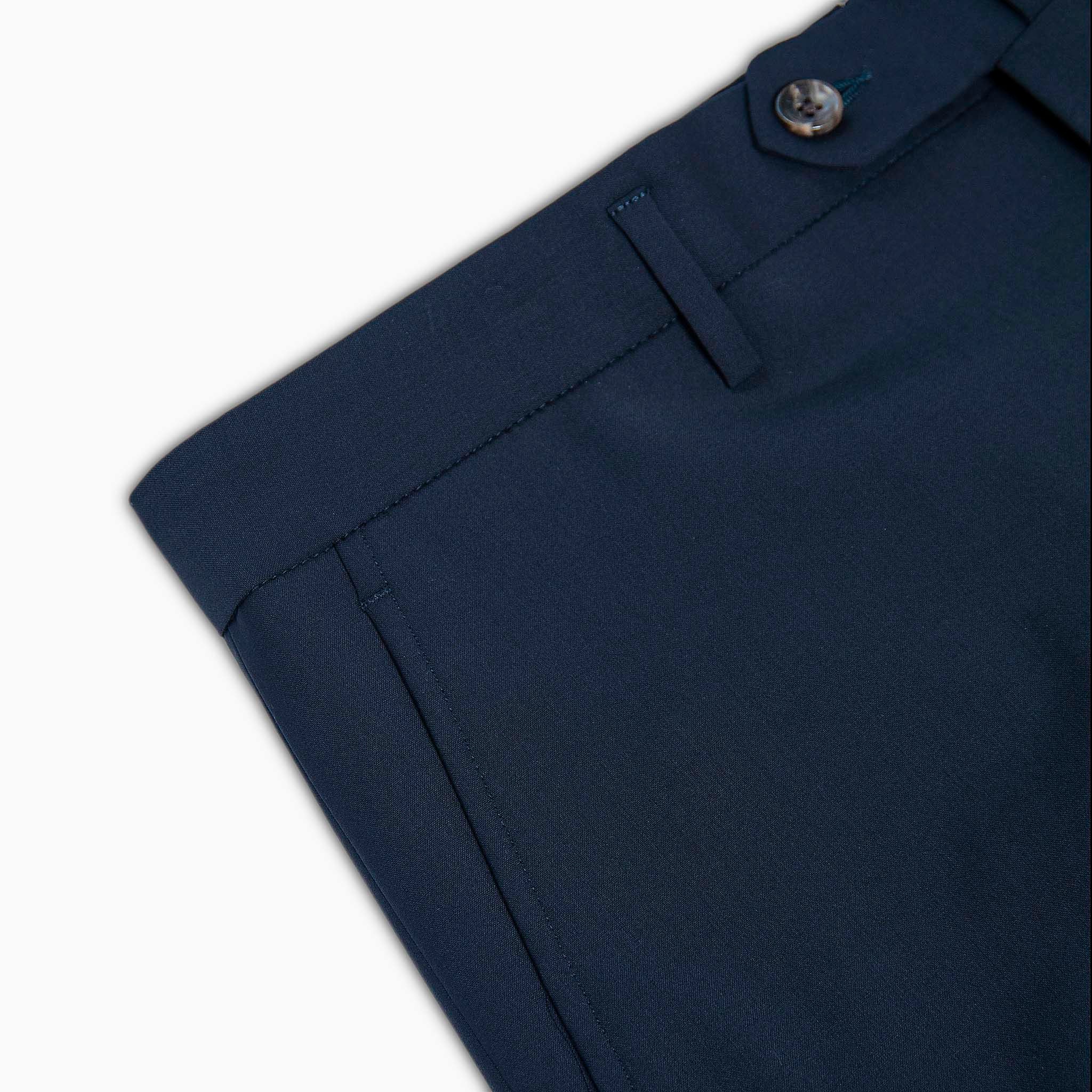 Bazile Non Folded Bermuda stretch light wool (dark blue)