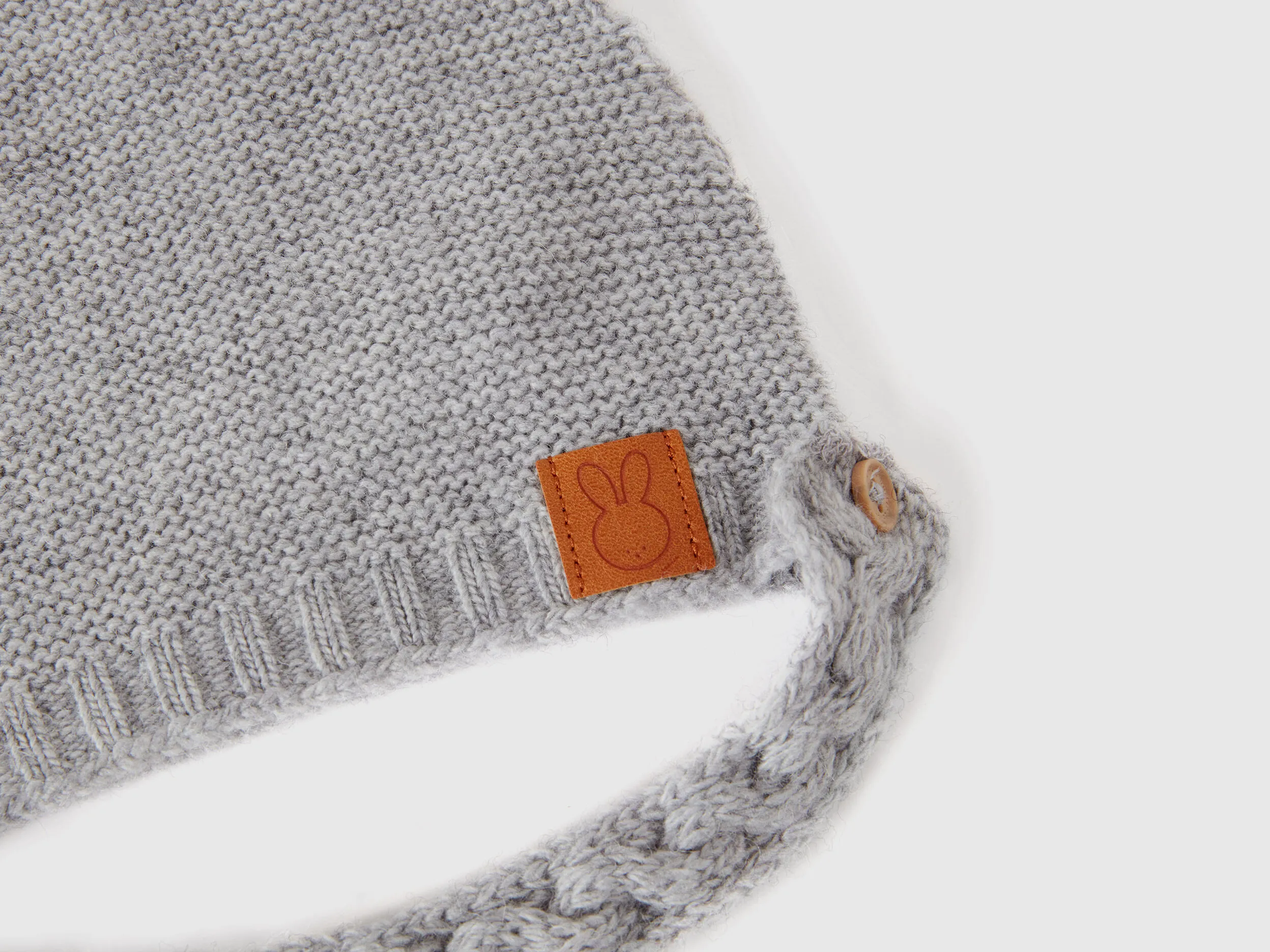 Cap with ear applique in recycled wool blend - Light Gray | Benetton