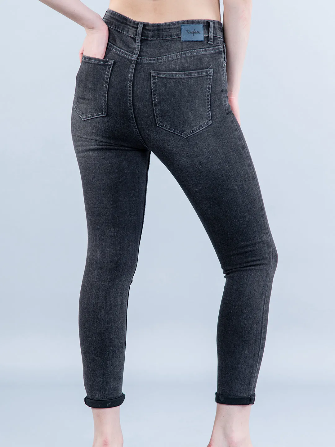 Carbon Black Skinny Fit Jeans For Women