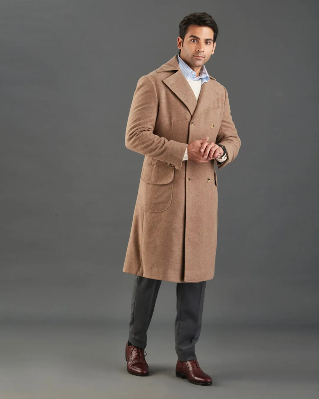 Drago 5% Cashmere 95% Wool: Fawn Flannel Over Coat