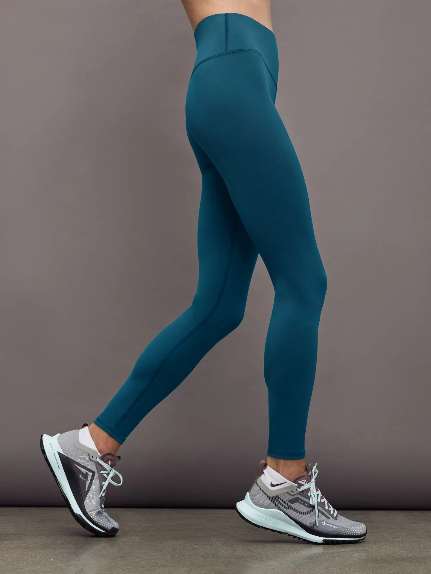 High Rise Full-Length Legging in Diamond Compression - Deep Lagoon