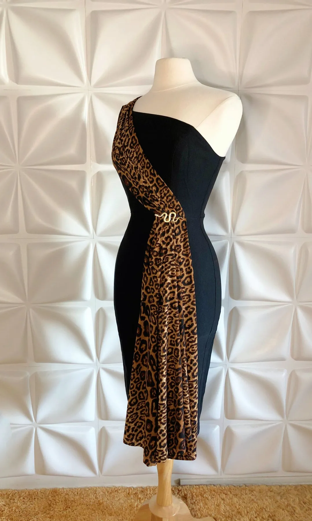 Hypnotique Sash Dress